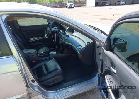 2008 Honda Accord Exl z USA, uszkodzony, nr VIN 1HGCP36818A067124